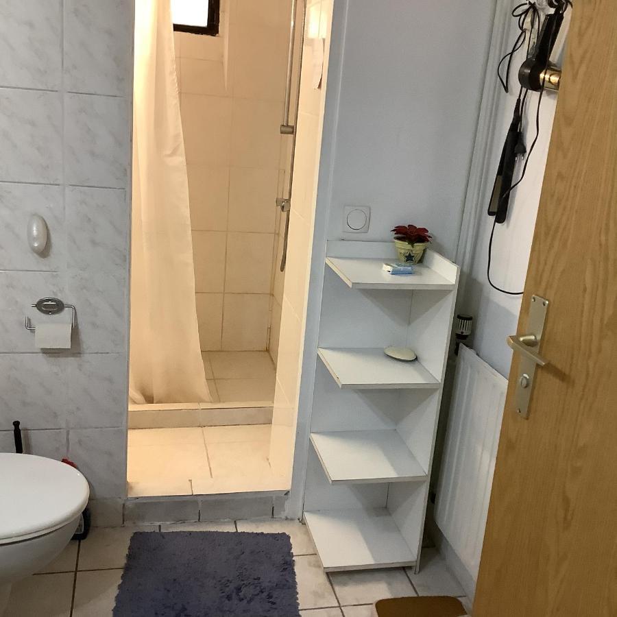 Gemuetliches Zimmer Im Seterant/Untergeschoss Essen Buitenkant foto